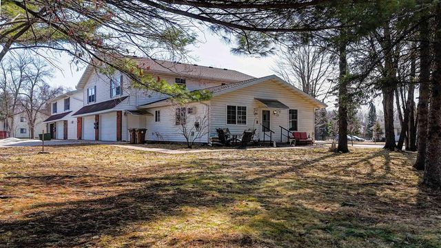 500 JOHNS DRIVE, Stevens Point, WI 54481