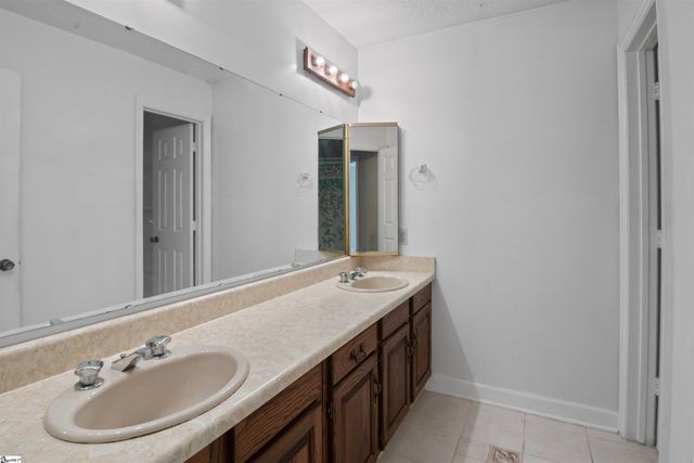 128 Milford Bridge Lane, Easley, SC 29640