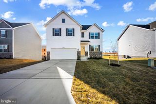 462 BUCKEYE DR, Shenandoah Junction, WV 25442