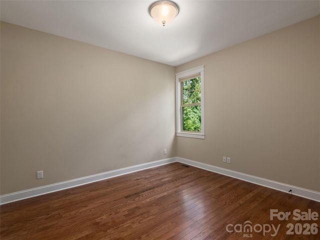 91 Greenwells Glory Drive, Biltmore Lake, NC 28715