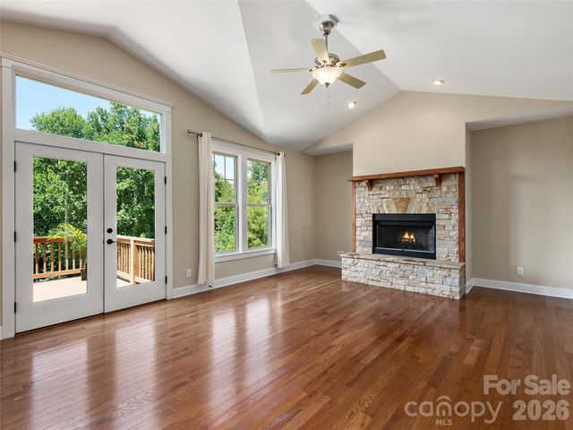 91 Greenwells Glory Drive, Biltmore Lake, NC 28715