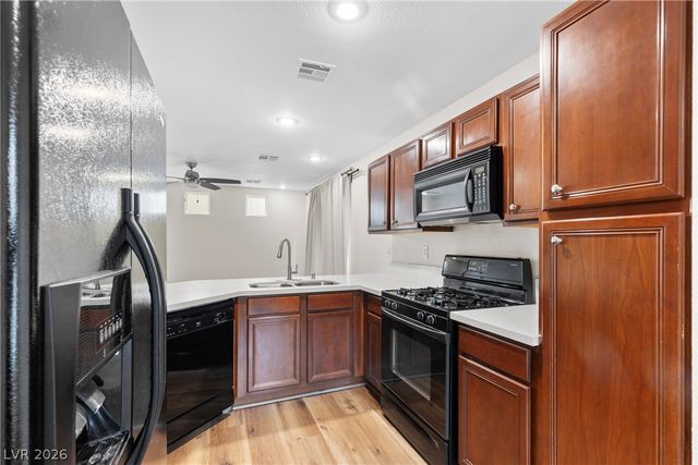 6644 Churnet Valley Avenue, Las Vegas, NV 89139