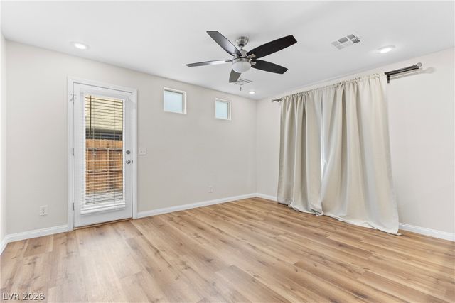 6644 Churnet Valley Avenue, Las Vegas, NV 89139