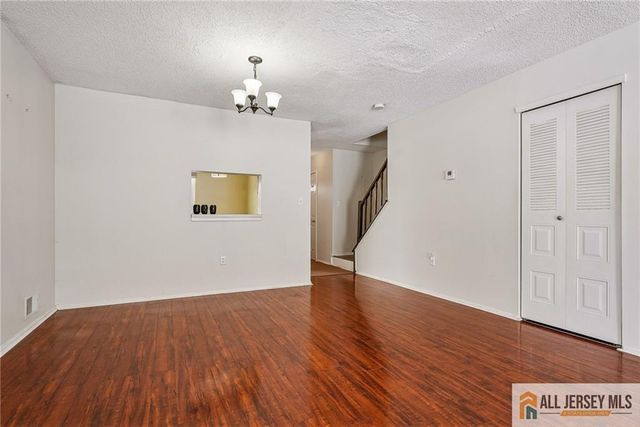 8 Marsh Court 665, Lawrence, NJ 08648