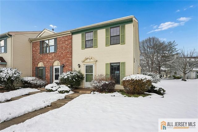 8 Marsh Court 665, Lawrence, NJ 08648