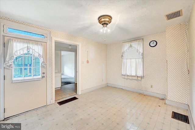 632 E WALNUT ST, Hanover, PA 17331