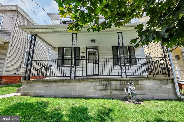632 E WALNUT ST, Hanover, PA 17331