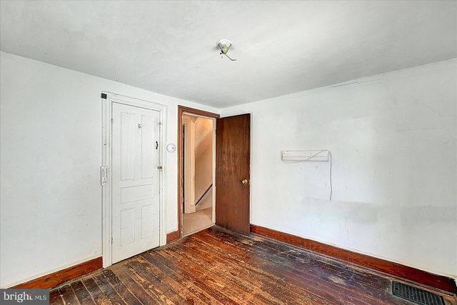 632 E WALNUT ST, Hanover, PA 17331