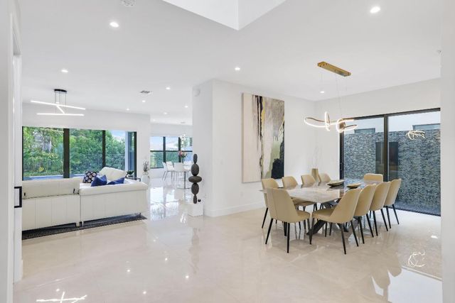 17052 Rainbow Falls Trail, Boca Raton, FL 33496