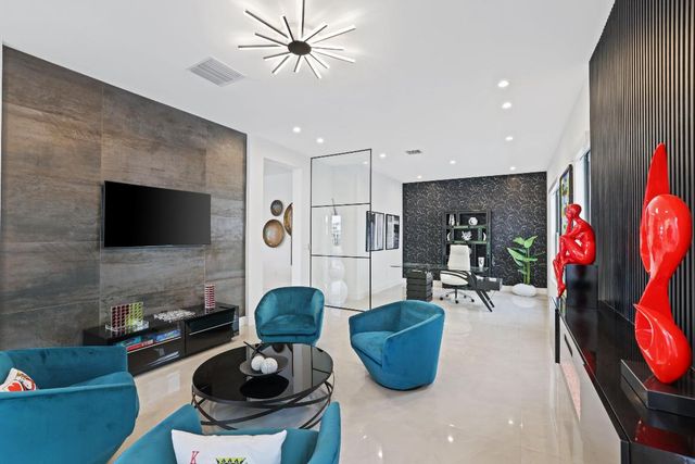 17052 Rainbow Falls Trail, Boca Raton, FL 33496