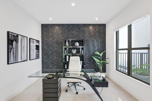 17052 Rainbow Falls Trail, Boca Raton, FL 33496