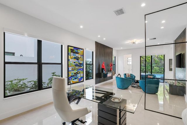 17052 Rainbow Falls Trail, Boca Raton, FL 33496