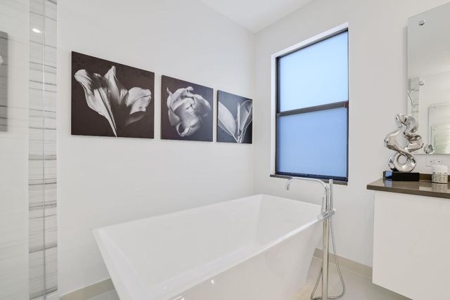 17052 Rainbow Falls Trail, Boca Raton, FL 33496