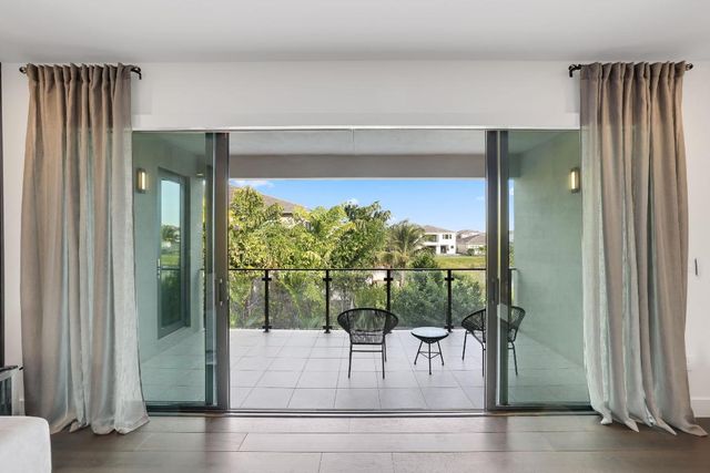 17052 Rainbow Falls Trail, Boca Raton, FL 33496