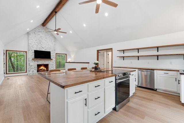 4029 Moss Road, Benton, AR 72019