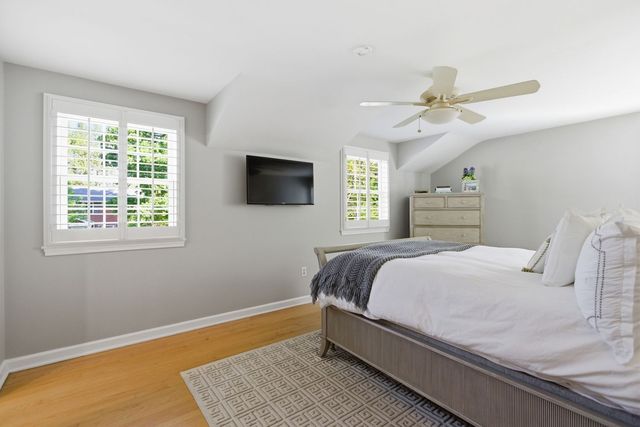 212 New England PLACE, Edgeworth, PA 15143