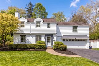 212 New England PLACE, Edgeworth, PA 15143