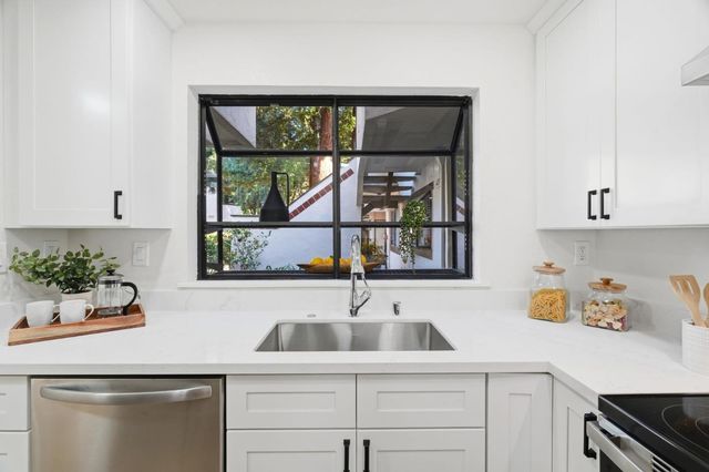 1400 Bowe Avenue 1404, Santa Clara, CA 95051