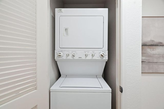 1400 Bowe Avenue 1404, Santa Clara, CA 95051