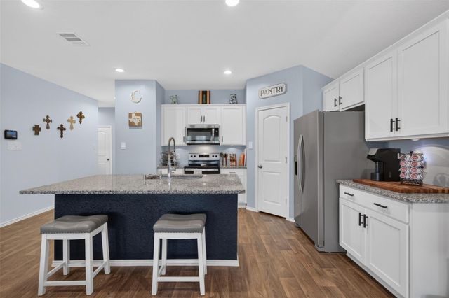 815 Republic Road, New Caney, TX 77357