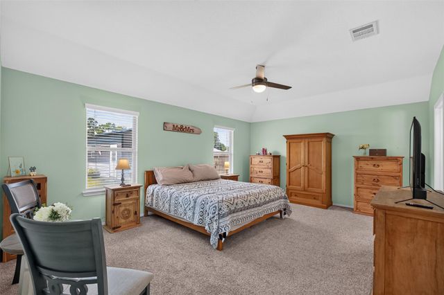 815 Republic Road, New Caney, TX 77357