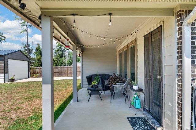 815 Republic Road, New Caney, TX 77357