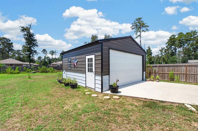 815 Republic Road, New Caney, TX 77357