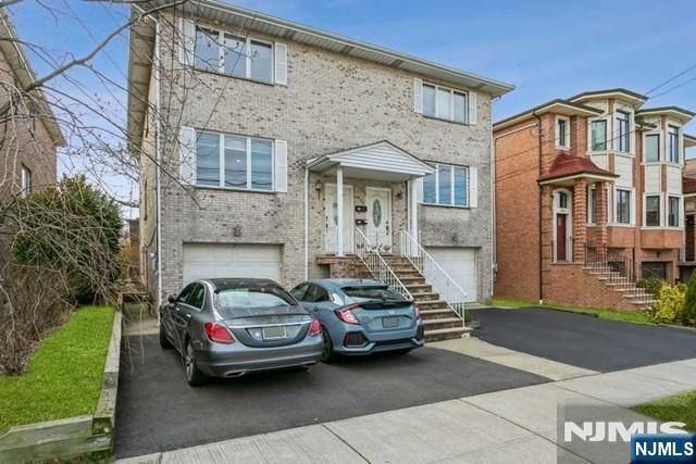 224 Lawton Avenue, Cliffside Park, NJ 07010