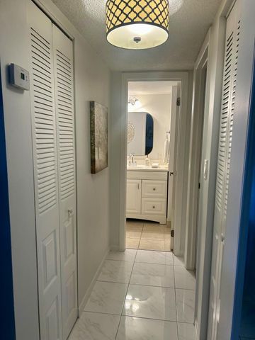 410 SE 2nd Street, Hallandale Beach, FL 33009