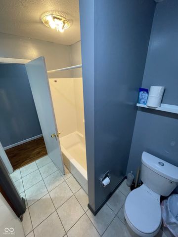 708 Pine Tree Court, Seymour, IN 47274