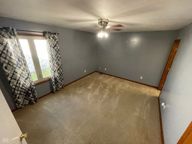708 Pine Tree Court, Seymour, IN 47274