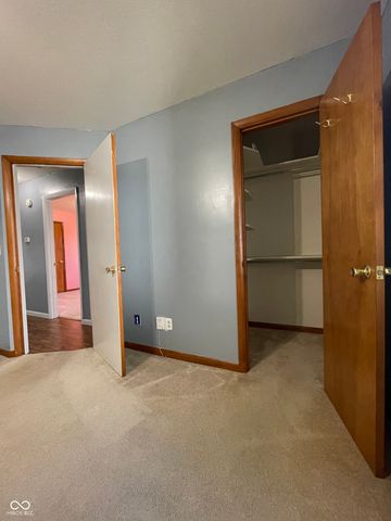 708 Pine Tree Court, Seymour, IN 47274