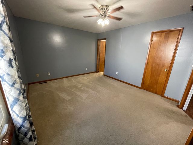 708 Pine Tree Court, Seymour, IN 47274