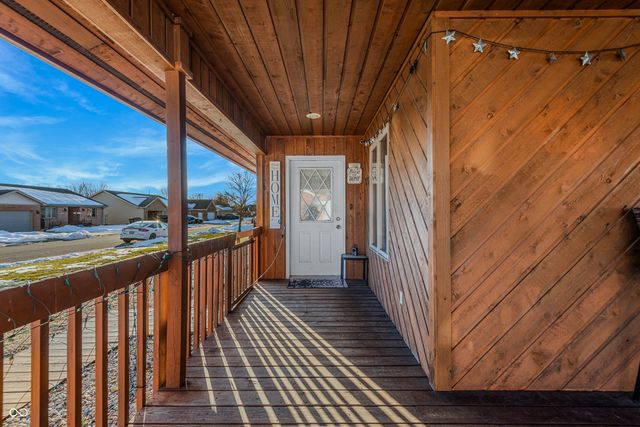 708 Pine Tree Court, Seymour, IN 47274