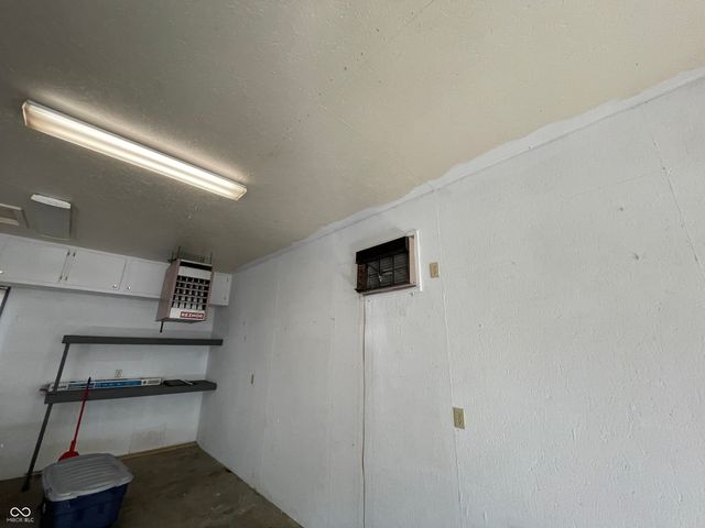 708 Pine Tree Court, Seymour, IN 47274
