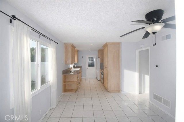 14172 Swan, Westminster, CA 92683