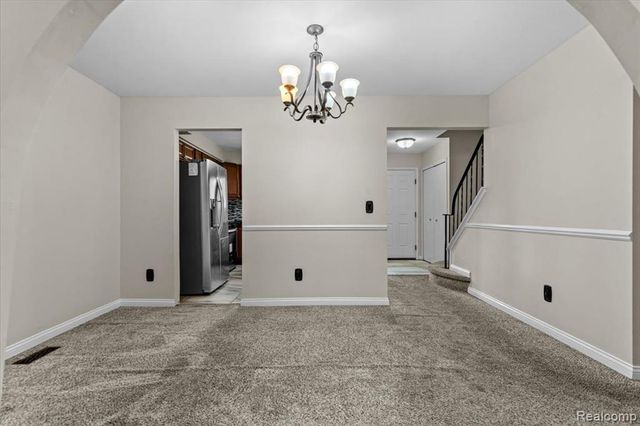 3719 Old Creek Road, Troy, MI 48084