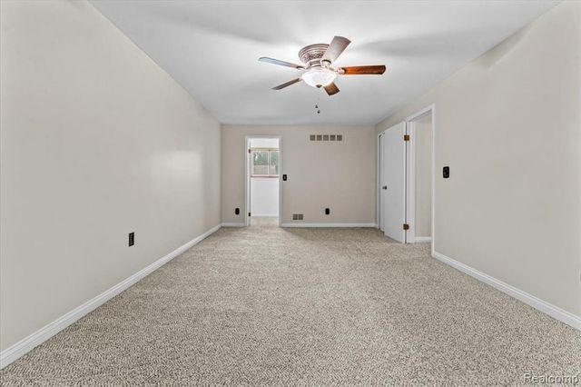 3719 Old Creek Road, Troy, MI 48084