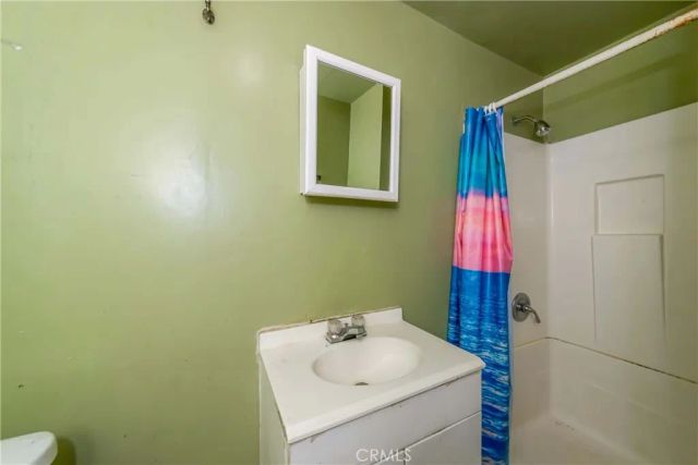 623 E 36th Street, Los Angeles, CA 90011