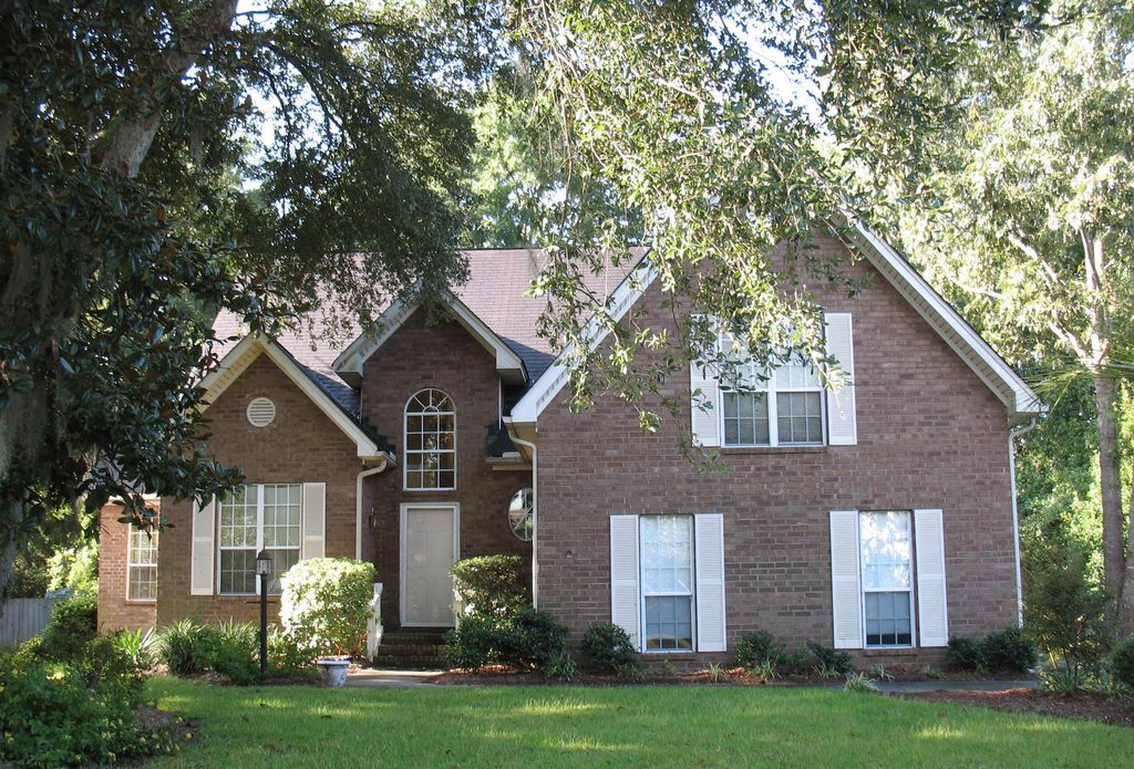 657 Leisure Lane, Mount Pleasant, SC 29464