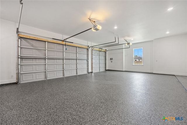 11151 Golden Eagle Avenue, Salado, TX 76571