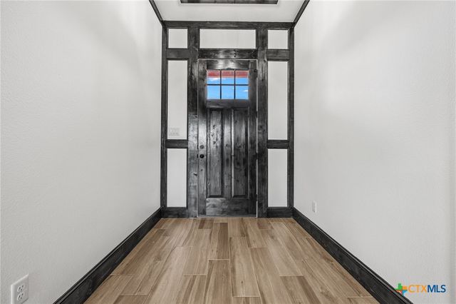 11151 Golden Eagle Avenue, Salado, TX 76571