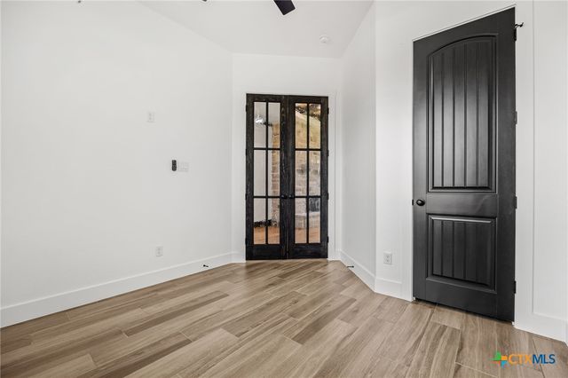 11151 Golden Eagle Avenue, Salado, TX 76571