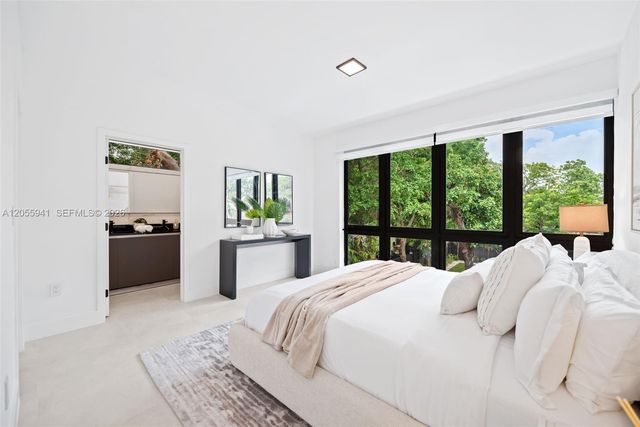 53 NW 52nd St, Miami, FL 33127