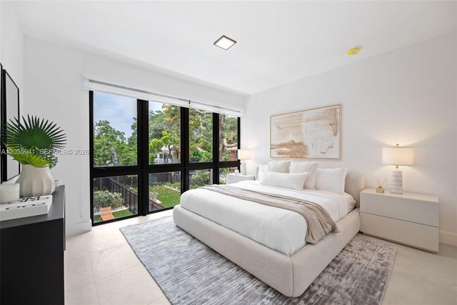 53 NW 52nd St, Miami, FL 33127