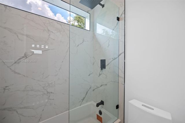 53 NW 52nd St, Miami, FL 33127