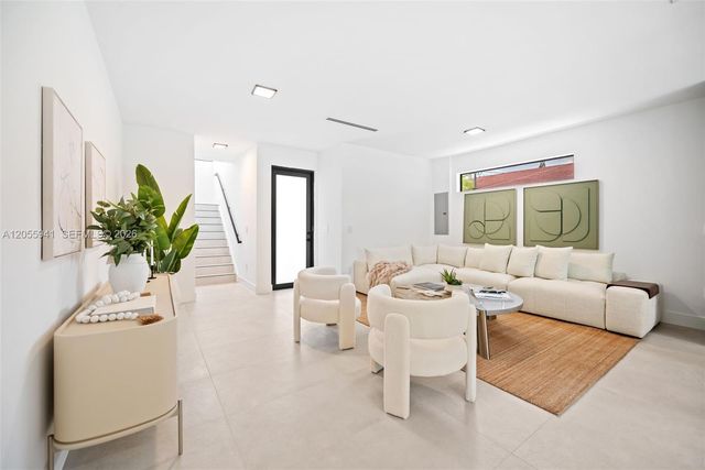 53 NW 52nd St, Miami, FL 33127