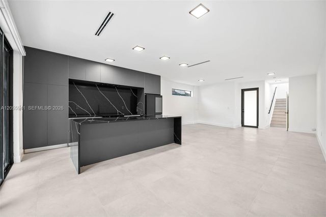 53 NW 52nd St, Miami, FL 33127