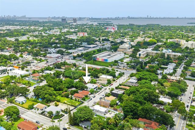53 NW 52nd St, Miami, FL 33127