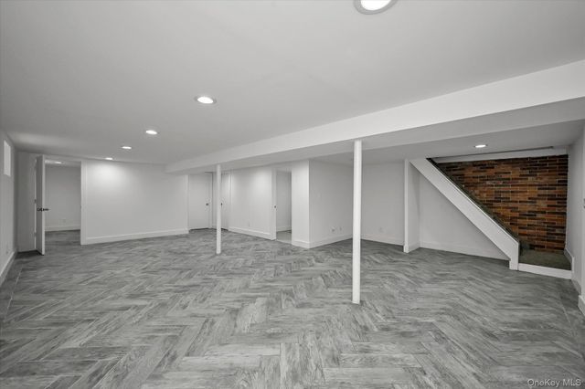 20911 85th Avenue, Hollis Hills, NY 11427